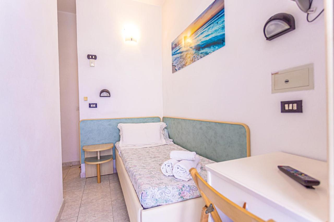 Hotel Continental Bellaria-Igea Marina Exteriér fotografie
