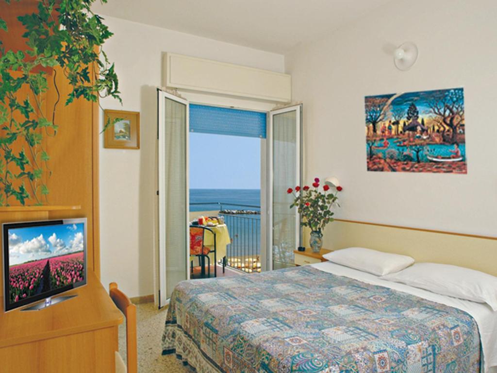 Hotel Continental Bellaria-Igea Marina Pokoj fotografie